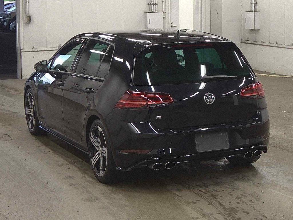 Volkswagen Golf R 2.0