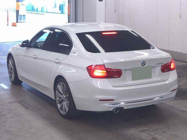 BMW 3 Series 4d 330E IPERFORMANCE