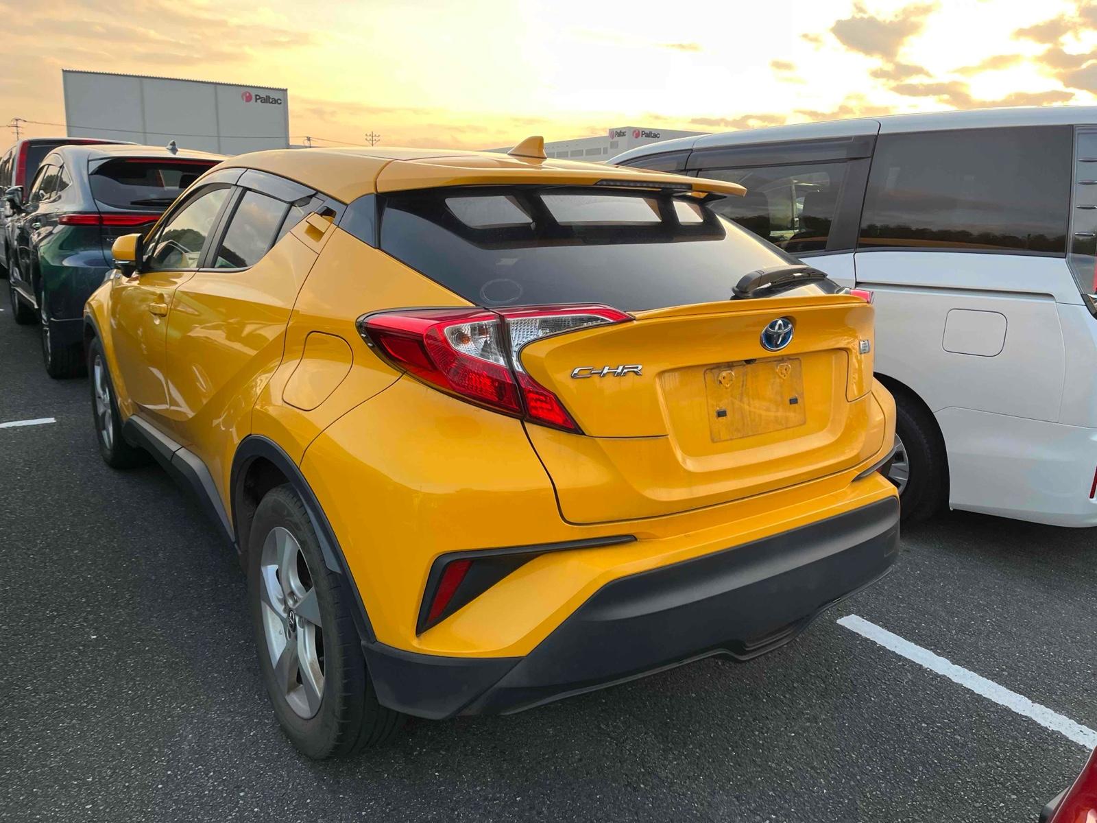 Toyota C-HR S