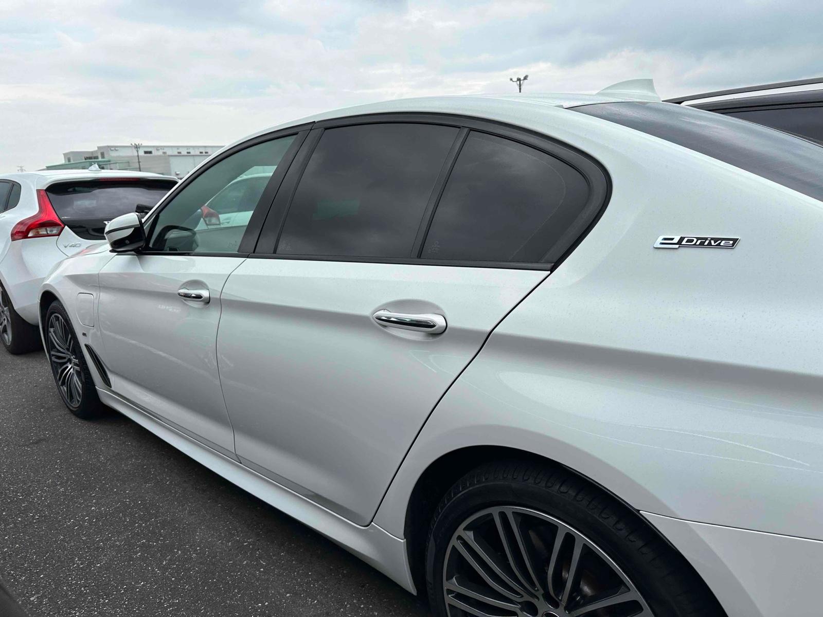 BMW 530 E M-SPORT IPERFORMANCE