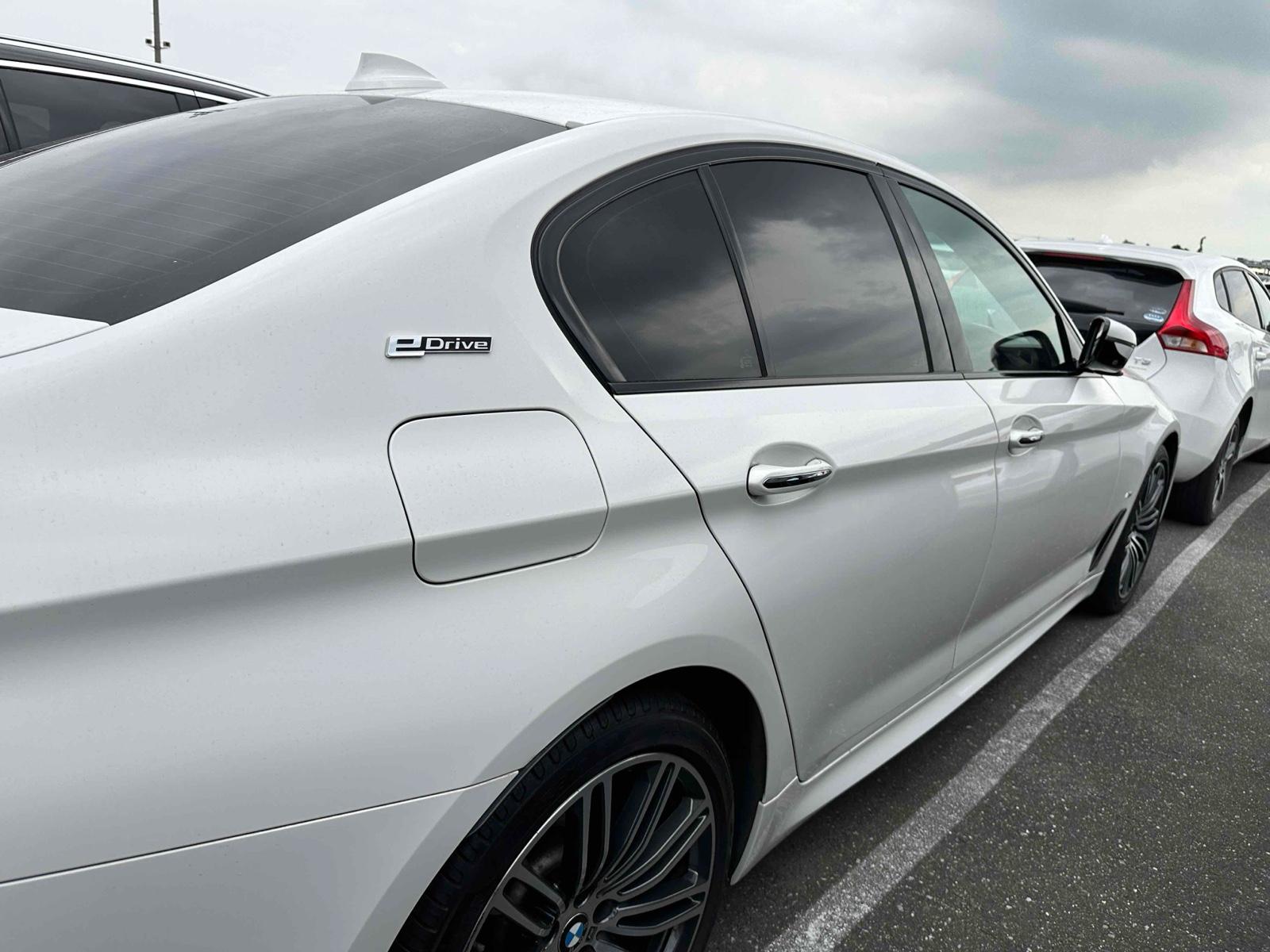 BMW 530 E M-SPORT IPERFORMANCE