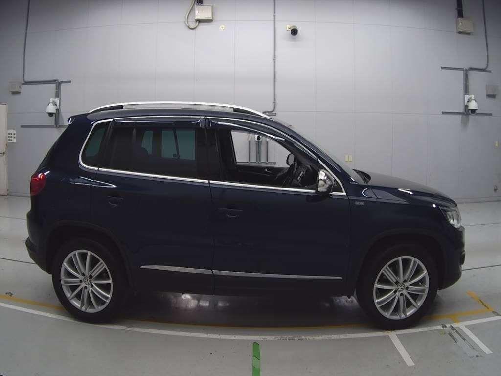 Volkswagen Tiguan LOUNGE