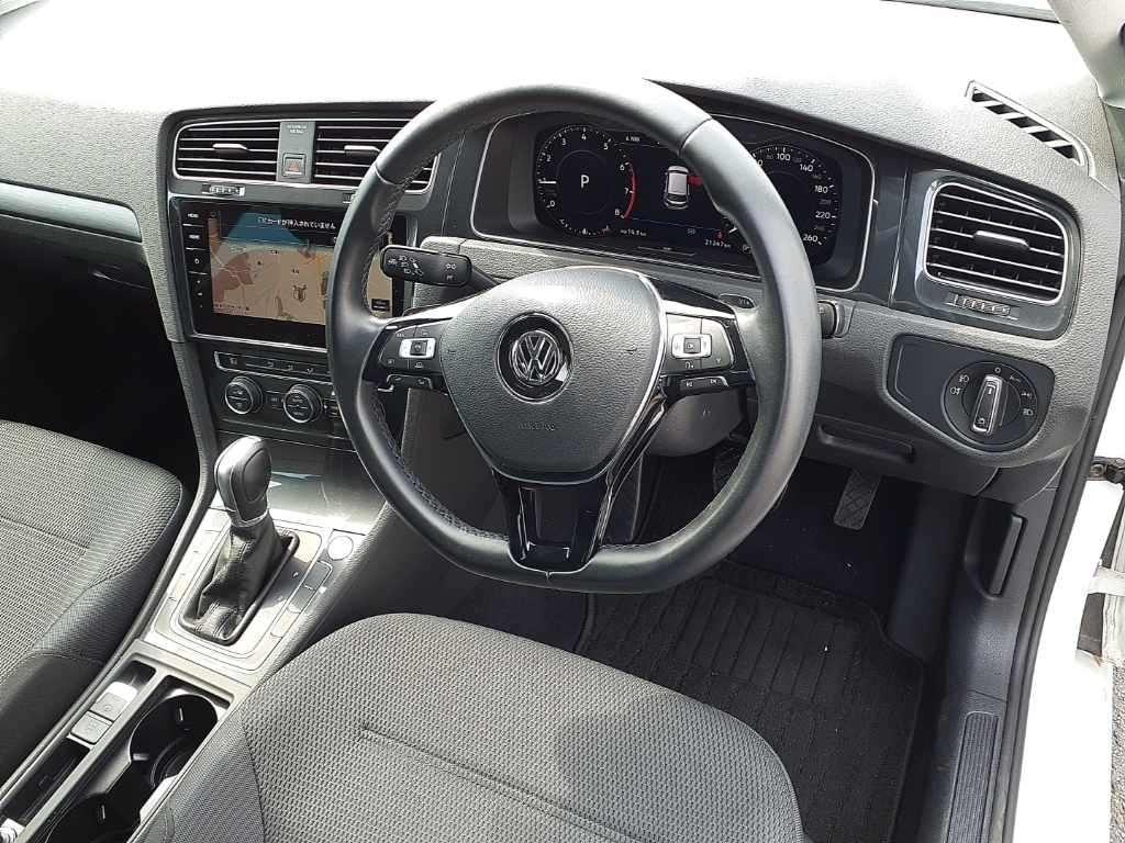 Volkswagen Golf 1.2