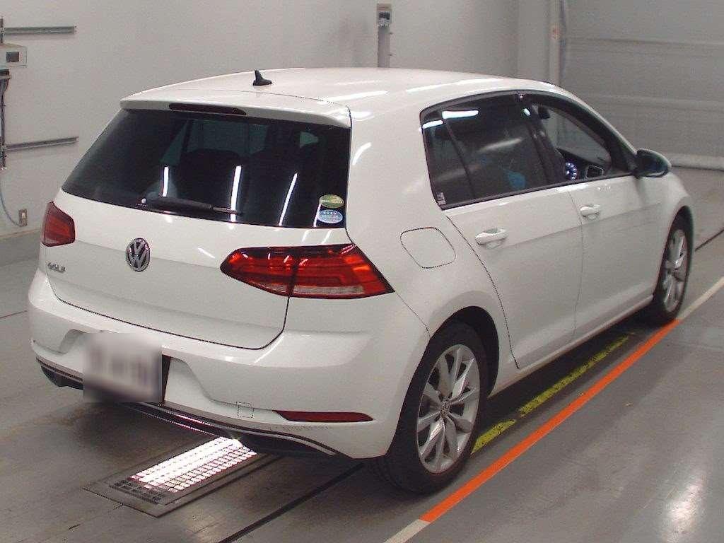 Volkswagen Golf 1.2