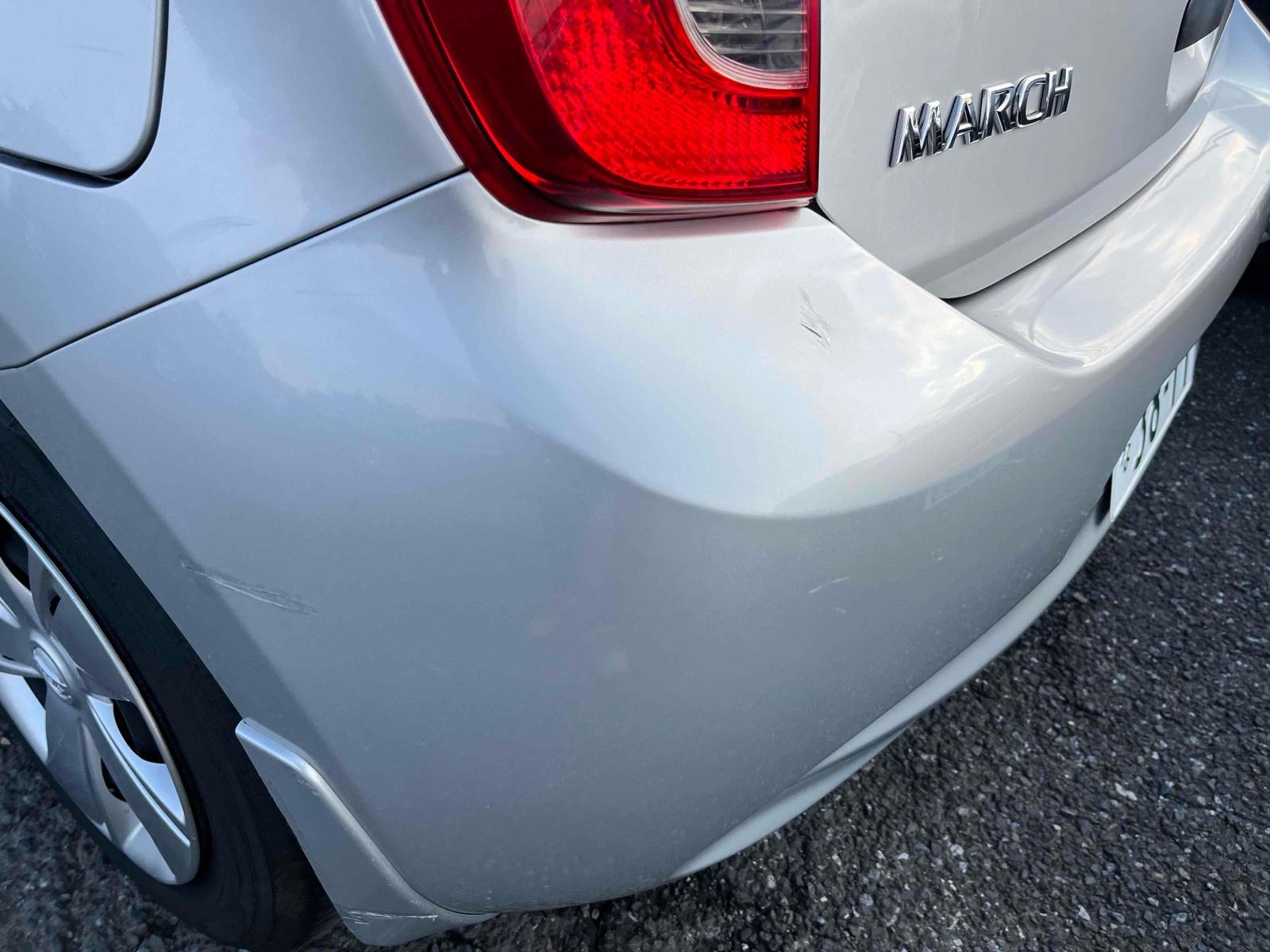 Nissan MARCH S
