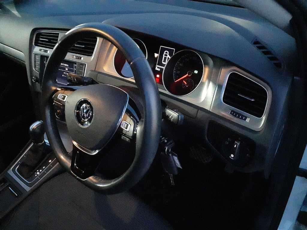 Volkswagen Golf COMFORT LINE