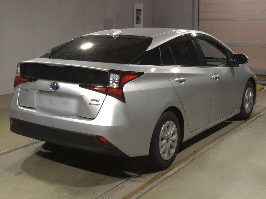 Toyota Prius S 4WD