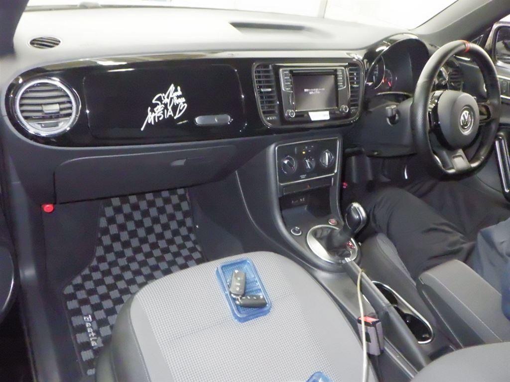 Volkswagen THE BEETLE BASE