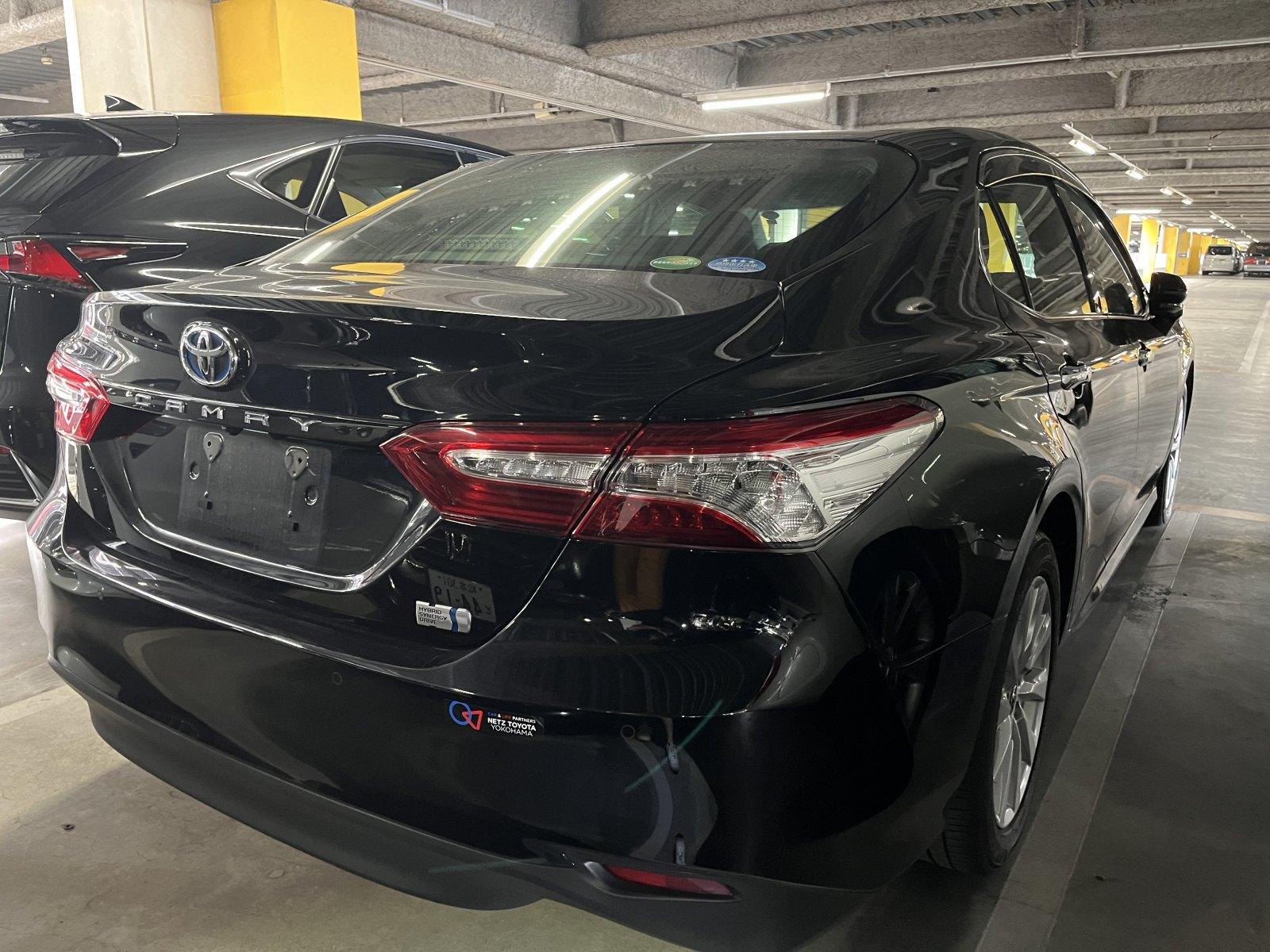 Toyota Camry 4D G