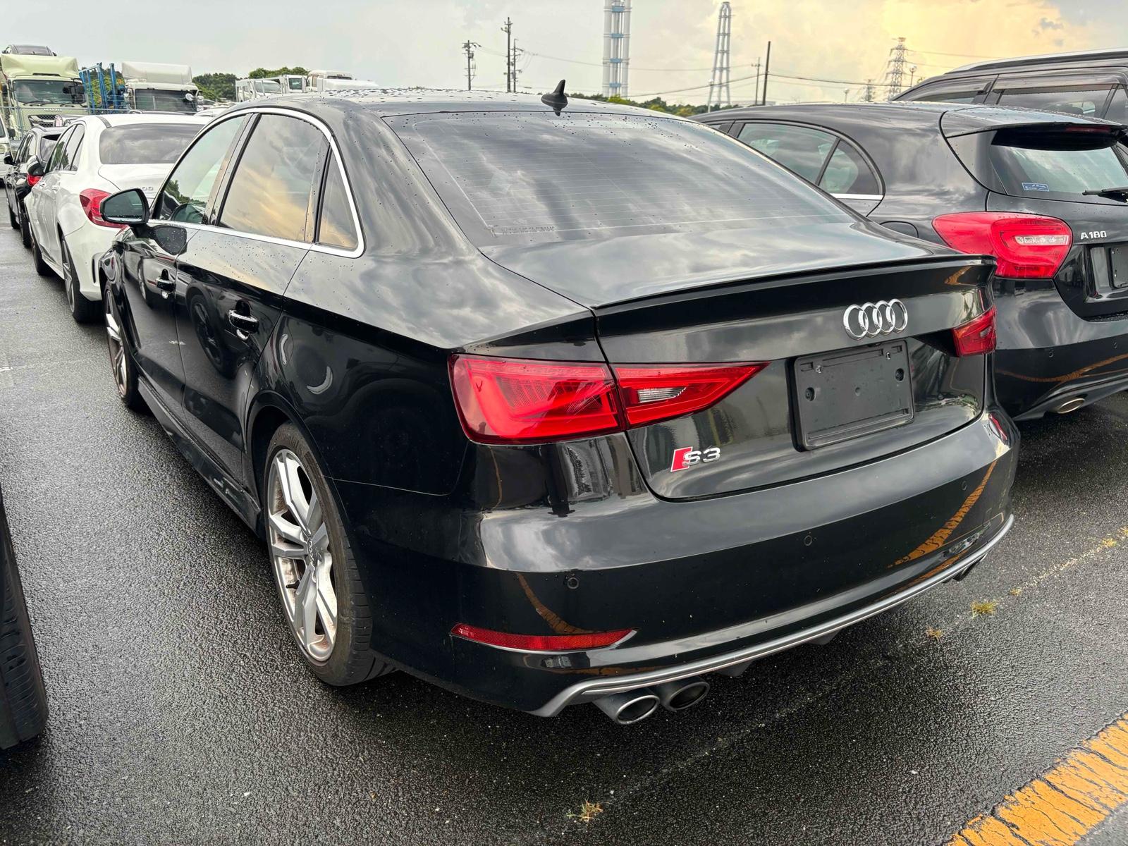 Audi S3 SEDAN 4WD