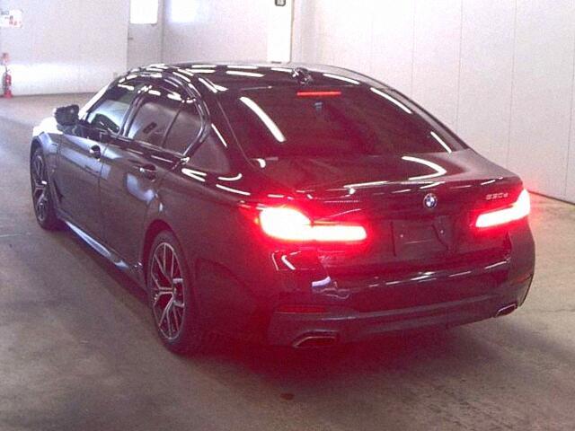 BMW 5 Series 4d 530E M-SPORT EDITION JOY+