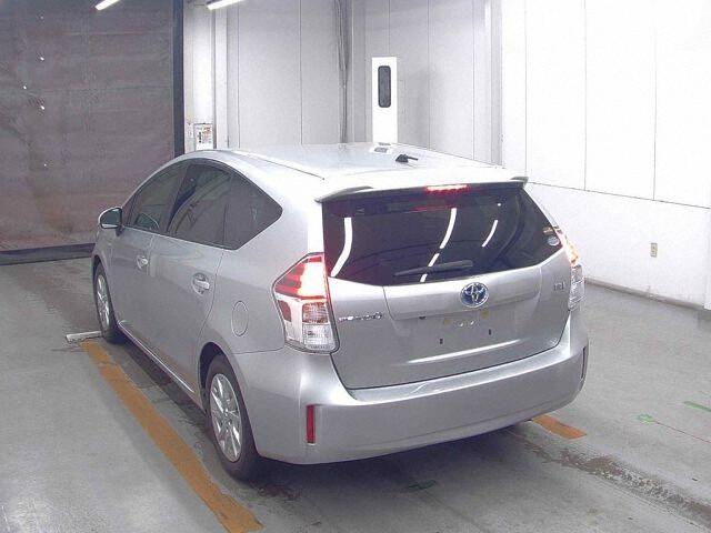 Toyota Prius ALPHA S