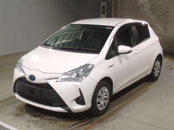 Toyota Vitz HYBRID F