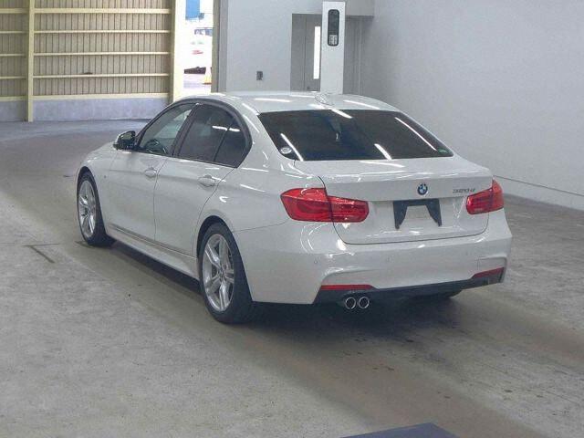 BMW 3 Series 4d 320D M SPORT