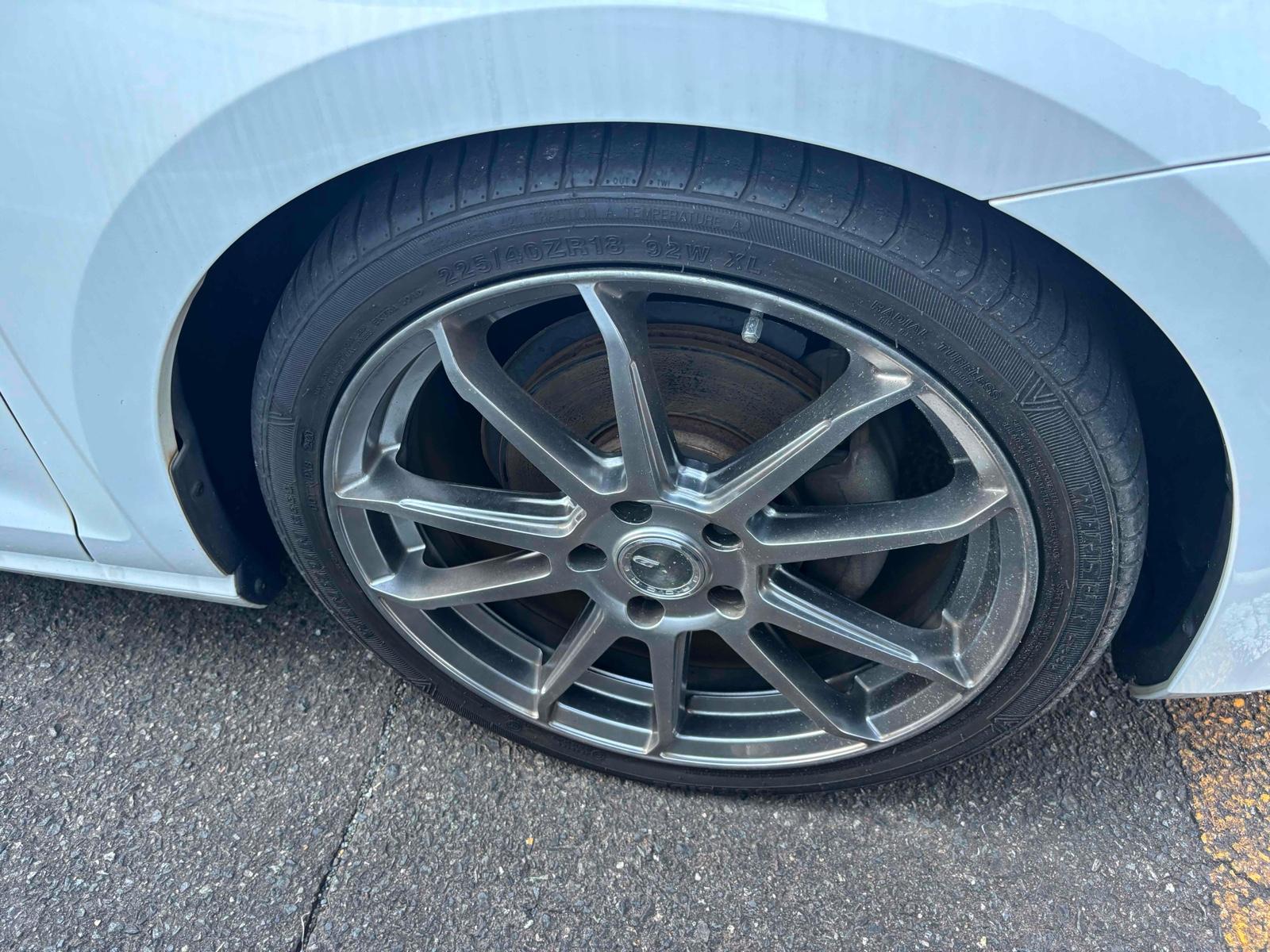 Volkswagen GOLF 5D TSI HIGH LINE BRU TECH