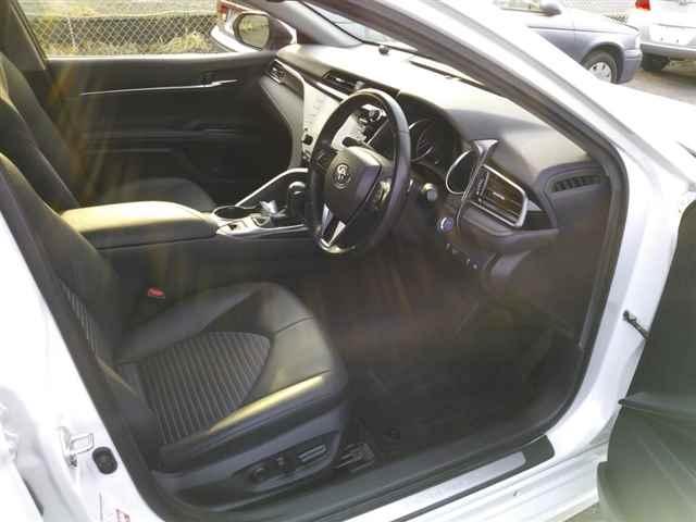 Toyota Camry HYBRID WS