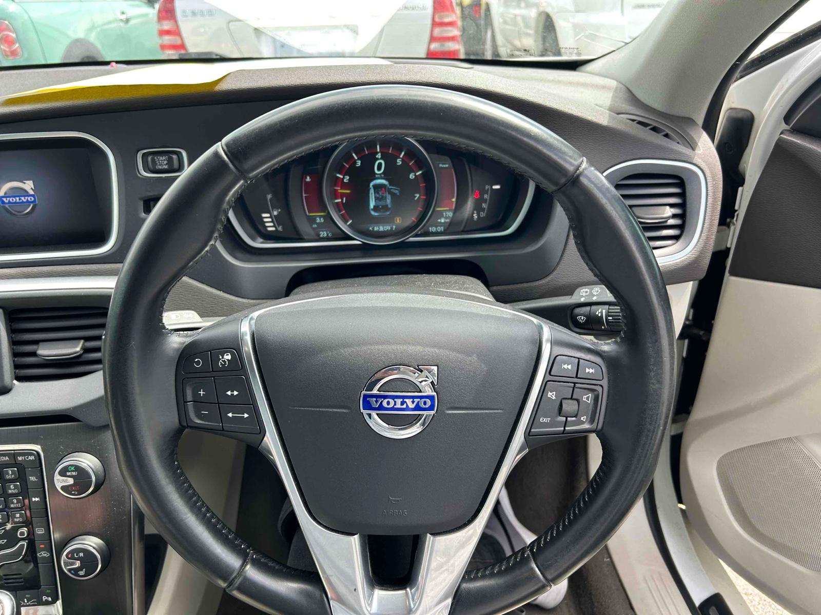 Volvo V40 T4 SE