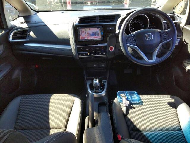 Honda Fit Hybrid L HONDA SENSING