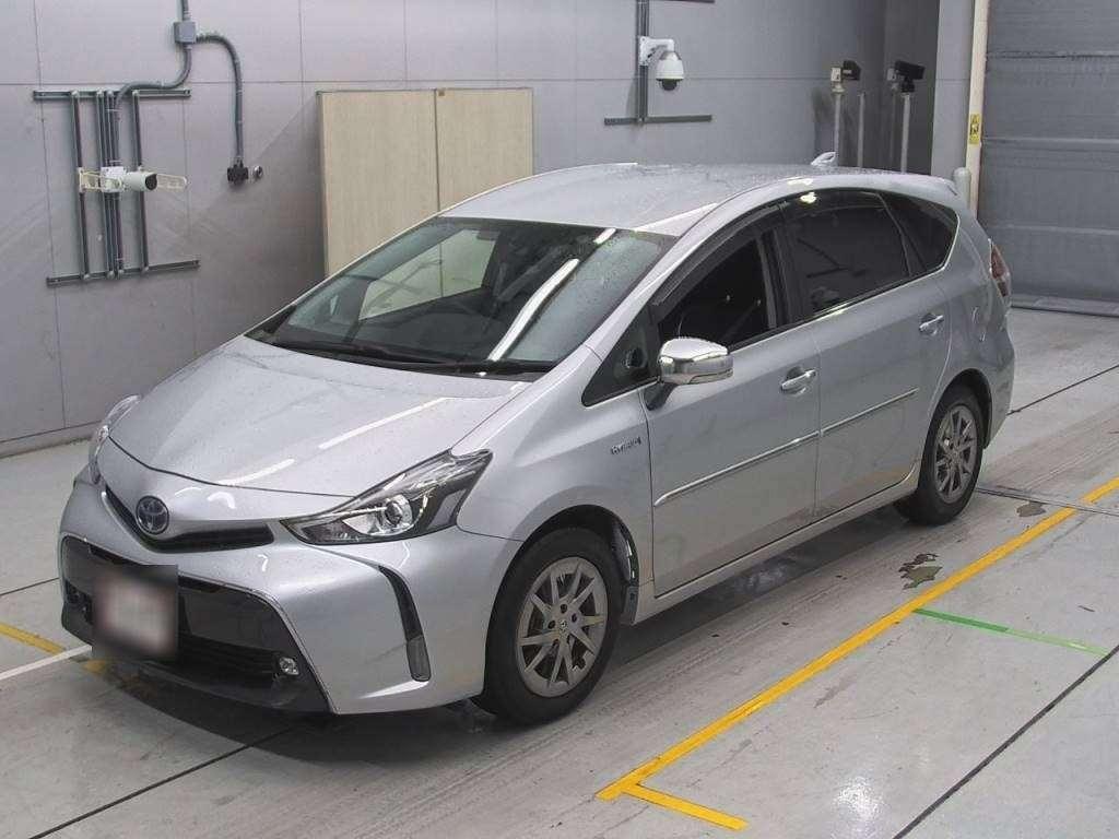 Toyota Prius ALPHA S TUNE BLACK 2