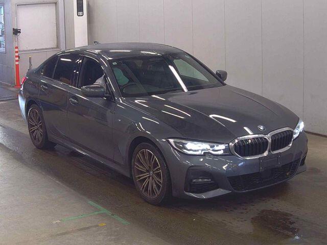 BMW 3 Series 4d 330E M SPORT