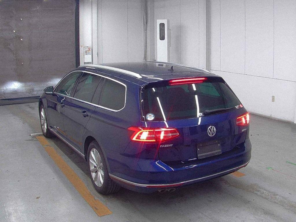 Volkswagen PASSAT VARIANT TDI ELEGANCE LINE