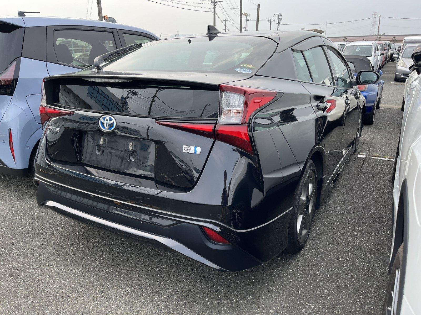 Toyota Prius  A TOURING SELECTION