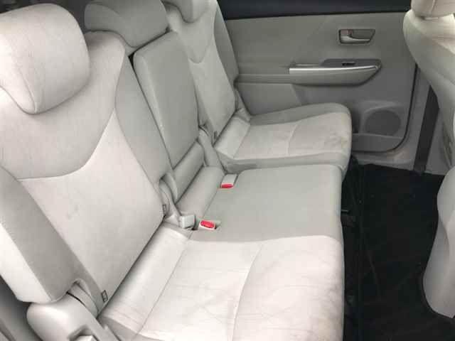 Toyota Prius ALPHA G