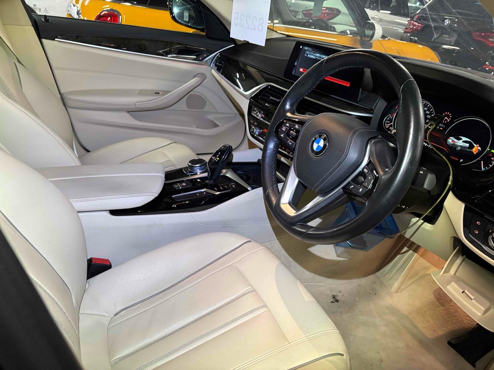 BMW 523D LUXURY 2.0