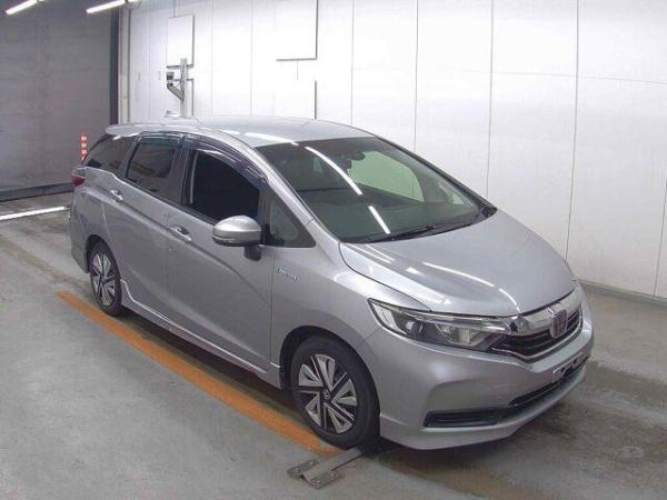 Honda Shuttle HYBRID HONDA SENSING