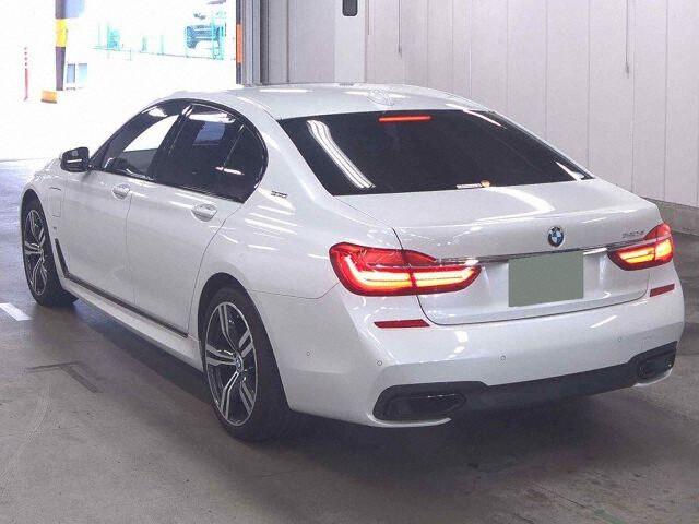 BMW 7 Series 740E IPERFORMANCE M-SPORT