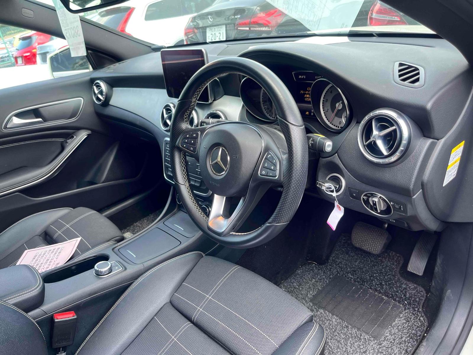 Mercedes-Benz CLA CLA180