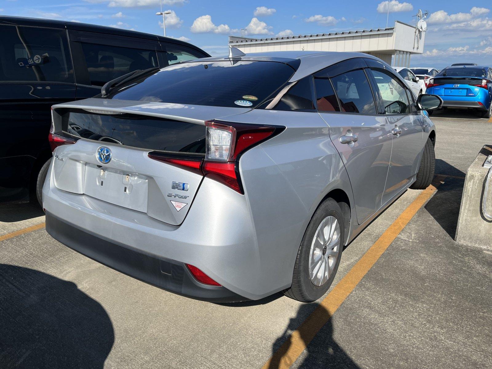 Toyota Prius  S