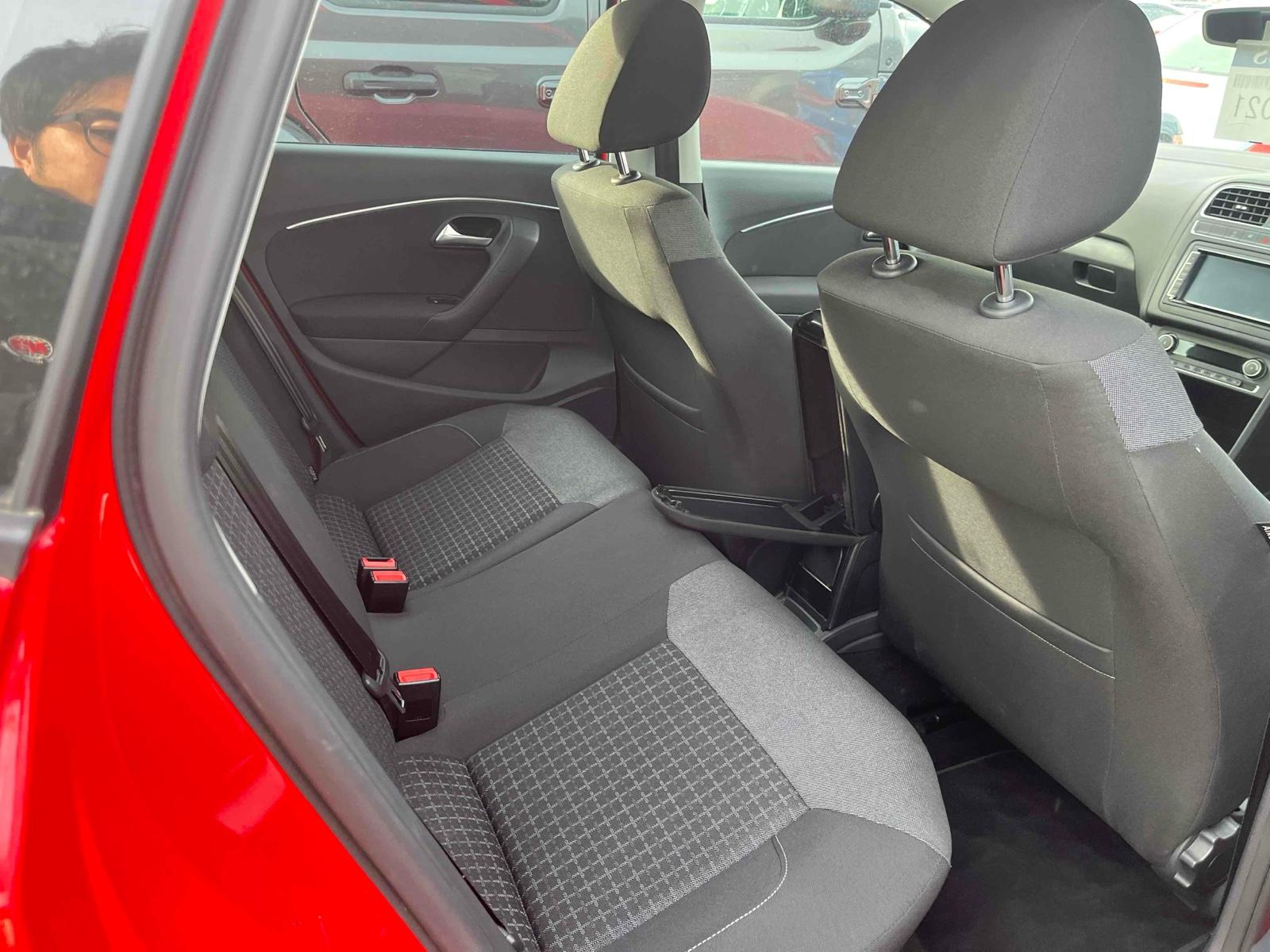 Volkswagen POLO 5D TSI COMFORT APGP