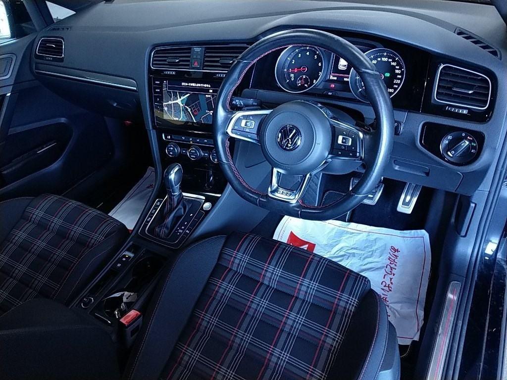 Volkswagen GOLF GTI 2.0