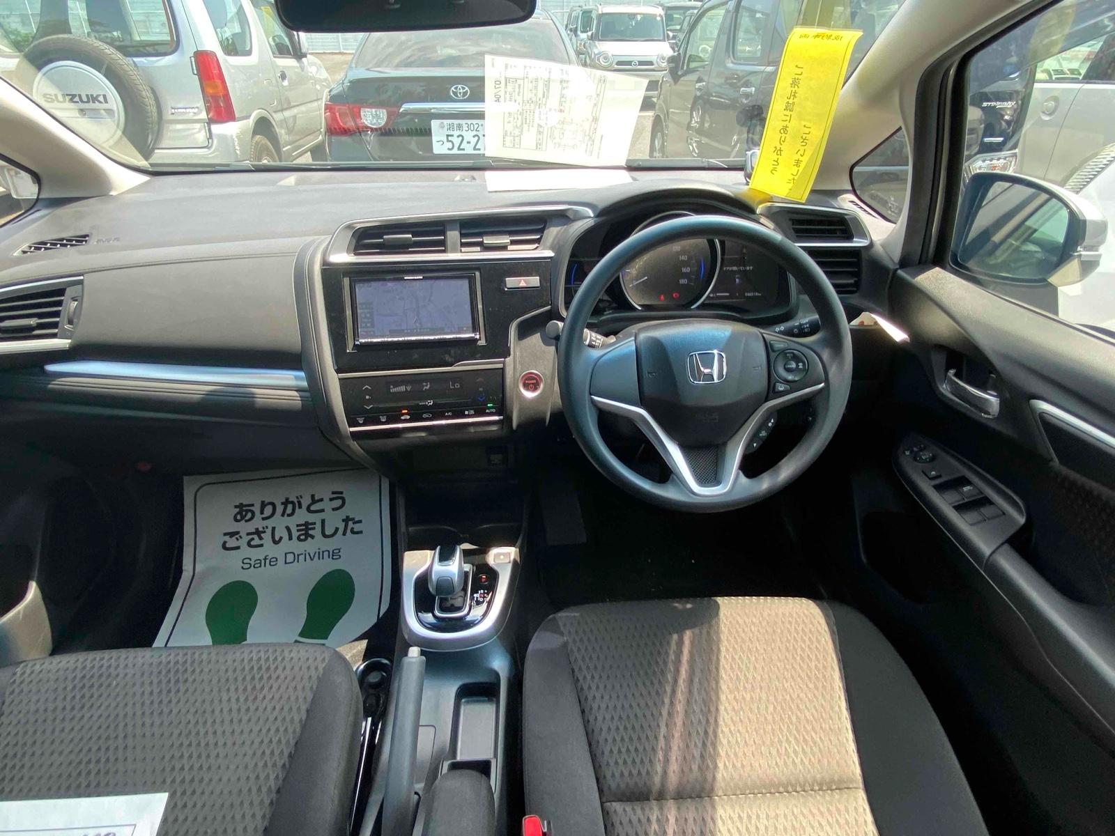 Honda Fit HYBRID F