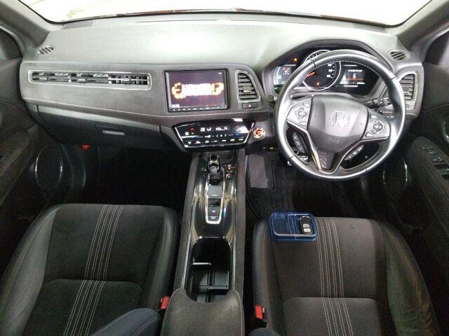 Honda Vezel HYBRID RS?HONDA SENSING