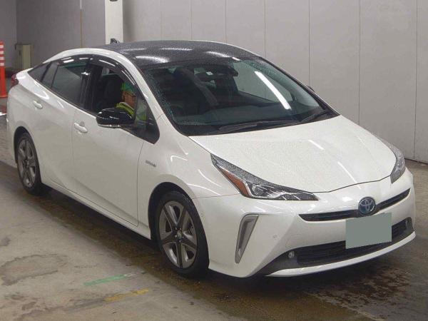 Toyota Prius A TOURING SELECTION