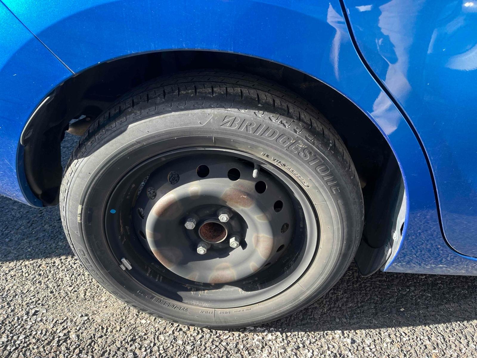 Suzuki Swift XG LIMITED