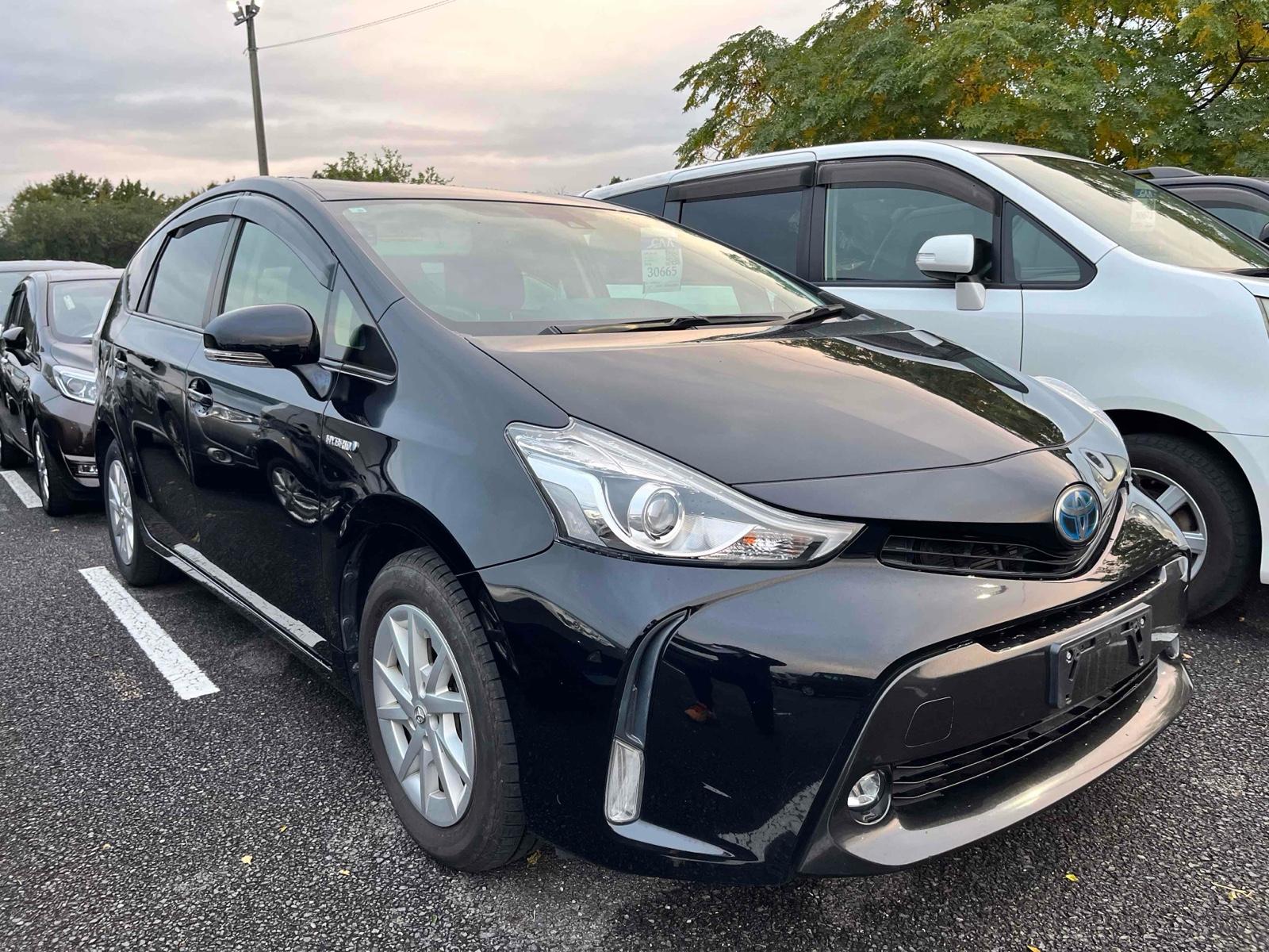 Toyota Prius ALPHA S 7SEAT