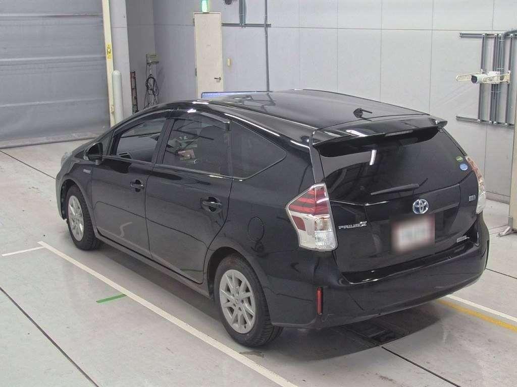 Toyota Prius ALPHA S 7SEAT