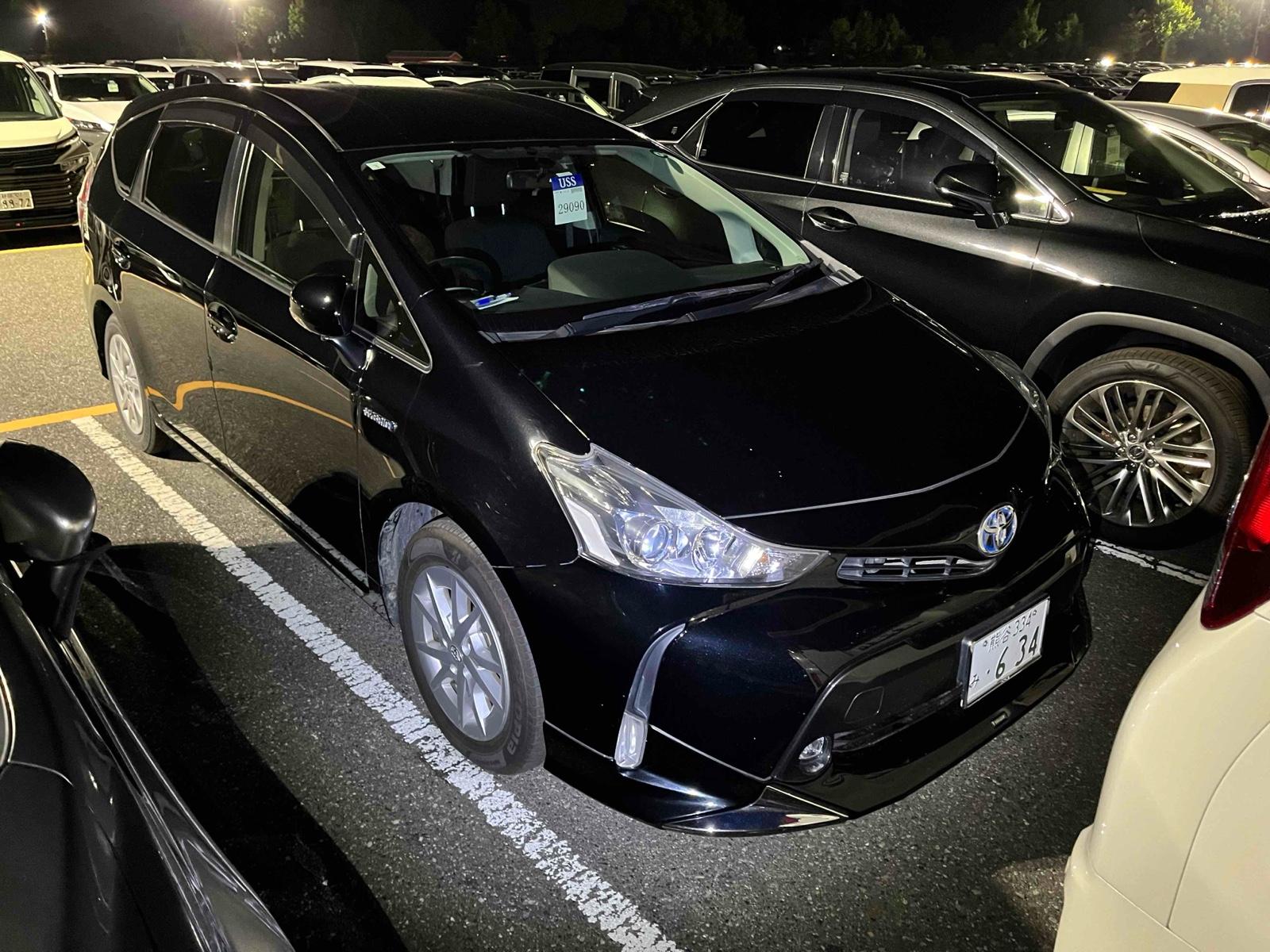 Toyota Prius ALPHA S