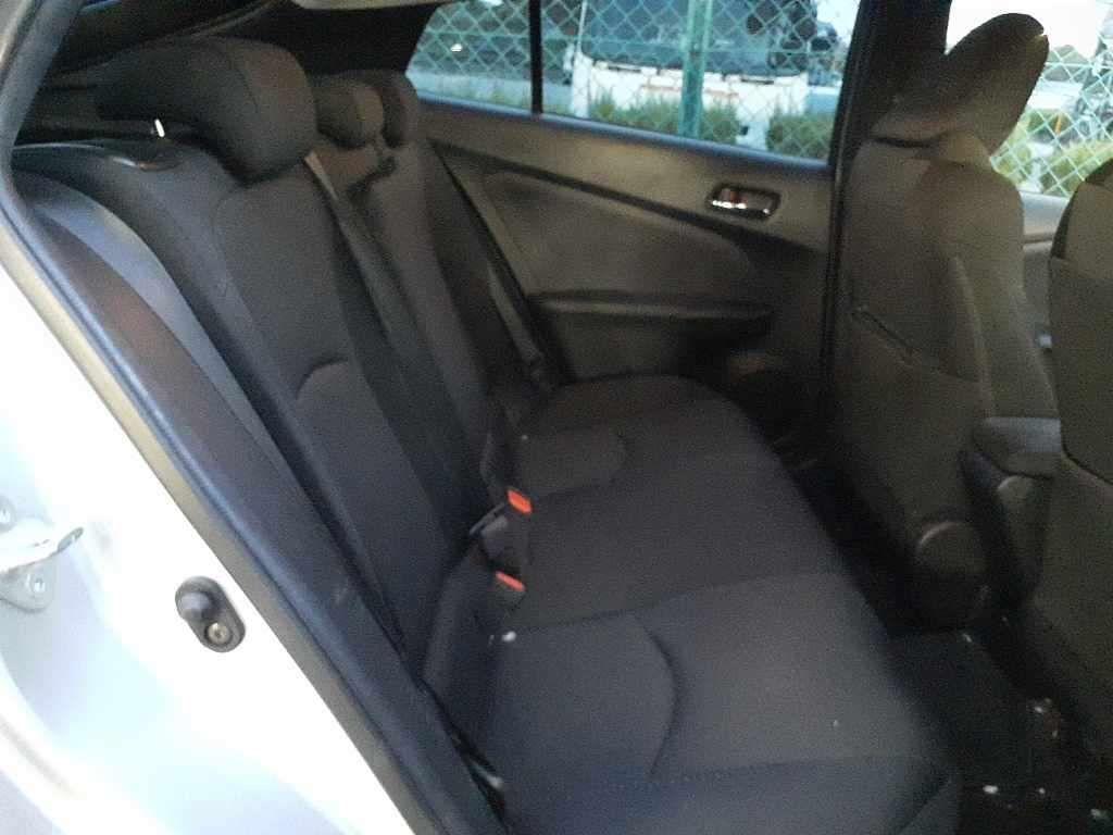 Toyota Prius S SAFETY SENS