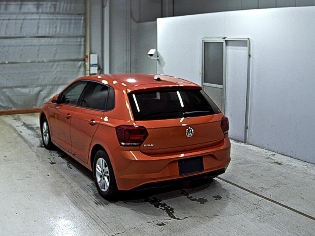 Volkswagen Polo TSIｺﾝﾌｫｰﾄﾗｲﾝﾘﾐﾃ