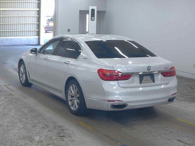 BMW 7 Series 740E IPERFORMANCE