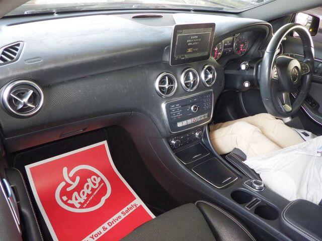 Mercedes-Benz A-class A180 AMG STYLE