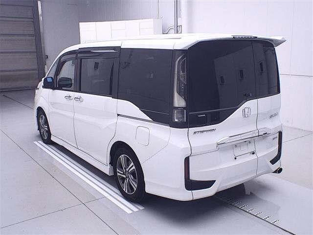 Honda Stepwgn e:HEV G Honda ｾﾝｼﾝｸﾞ