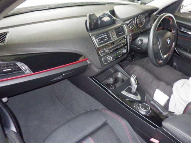 BMW 1 Series 5d 118I SPORT