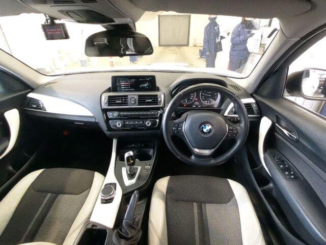 BMW 1 Series 5d 118I
