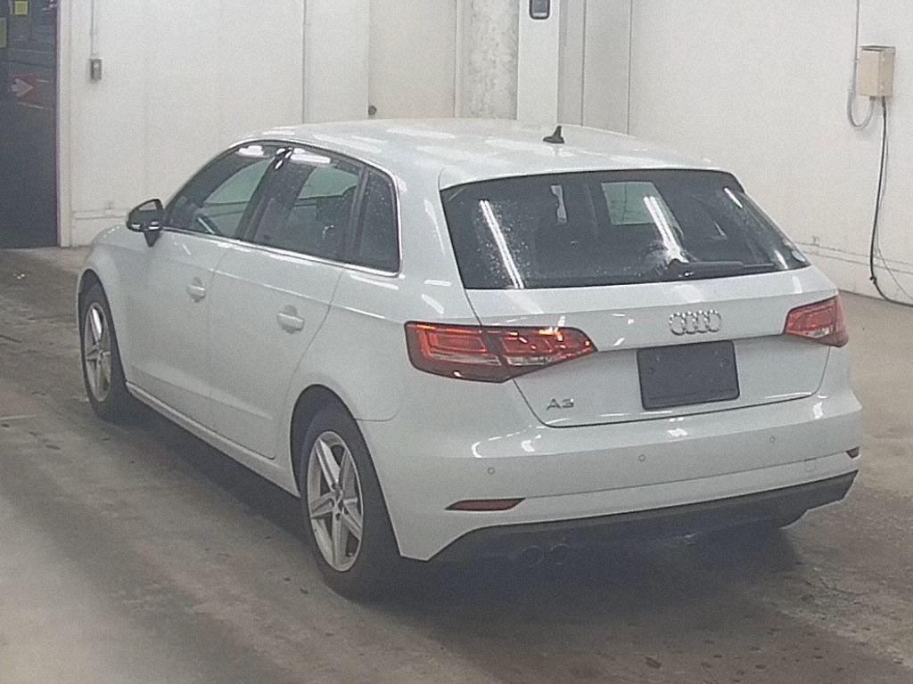 Audi A3 SPORT B30TFSI
