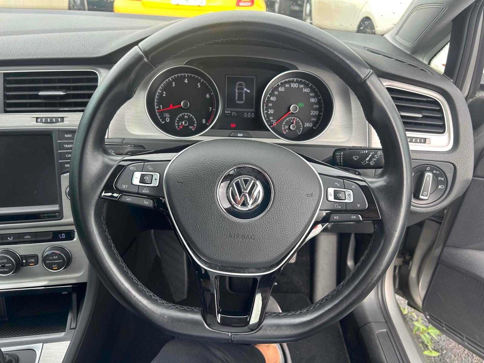 Volkswagen Golf TSI COMFORT LB TECH